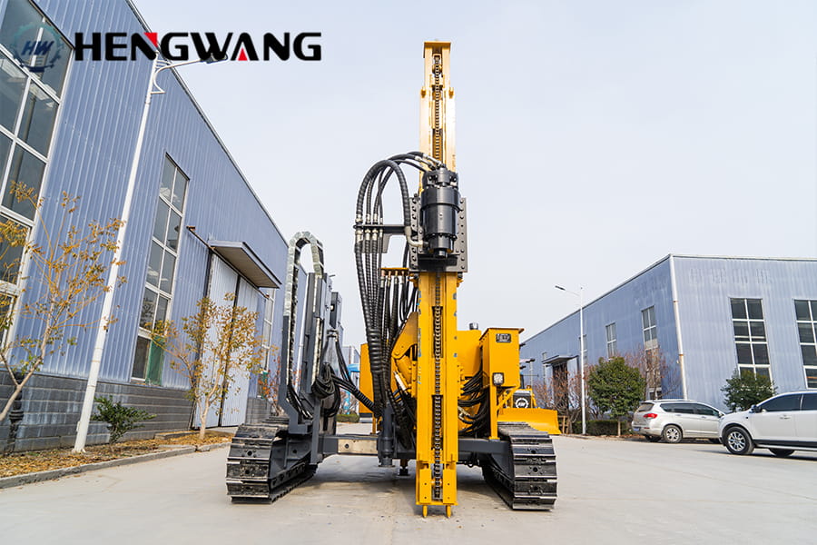 <b>Discover the Power of the HWL390H Solar Pile Driver: Efficiency, Durability, and Innovation for Solar</b>