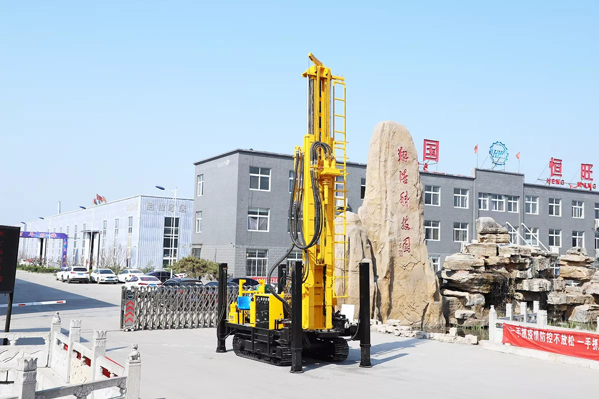 <font color='#333333'>How Does a Water Well Drilling Rig Work?</font>
